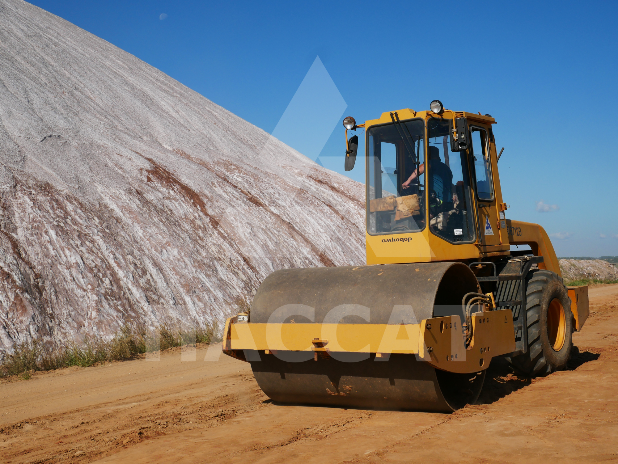 Каток на шламохранилище.png Каток на шламохранилище.png